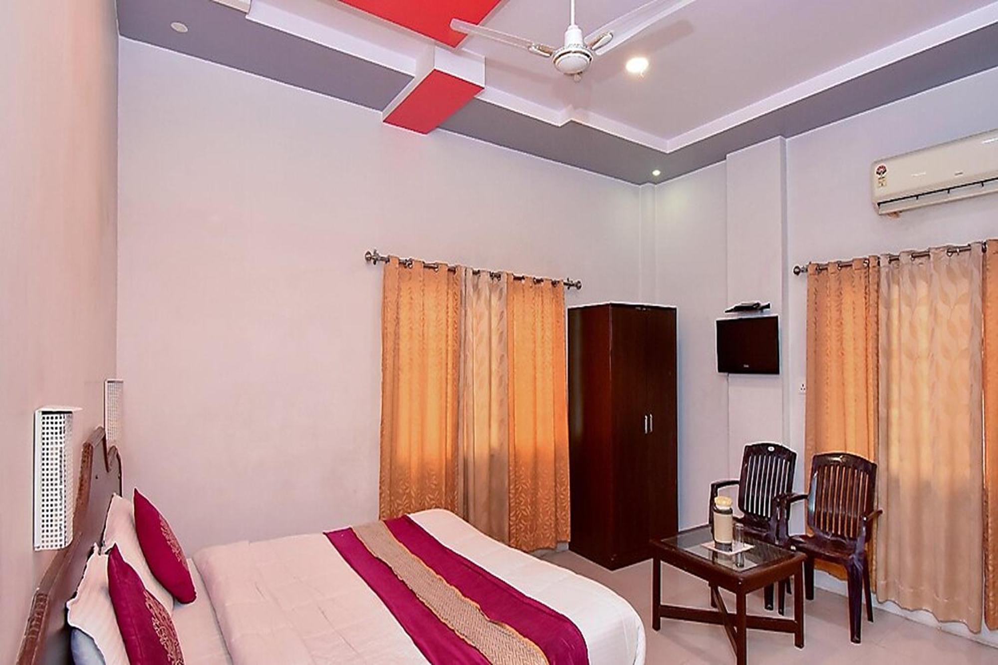 Hotel Deep Palace Near Bus Stand Udaipole Udaipur Eksteriør billede