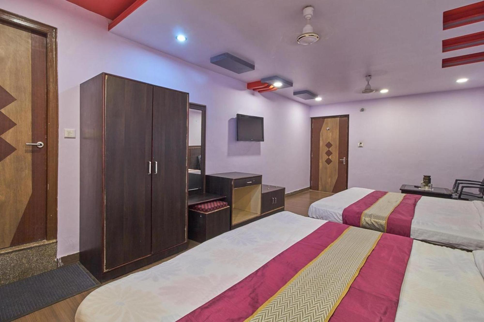 Hotel Deep Palace Near Bus Stand Udaipole Udaipur Eksteriør billede