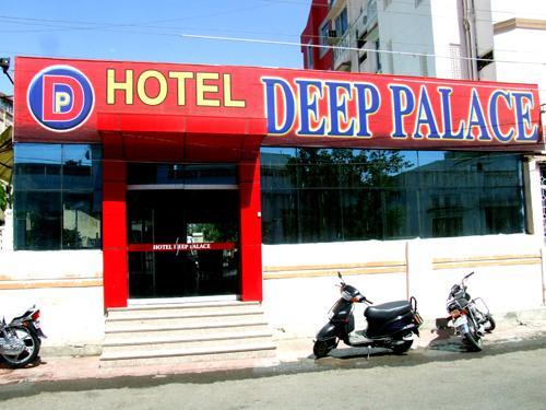 Hotel Deep Palace Near Bus Stand Udaipole Udaipur Eksteriør billede
